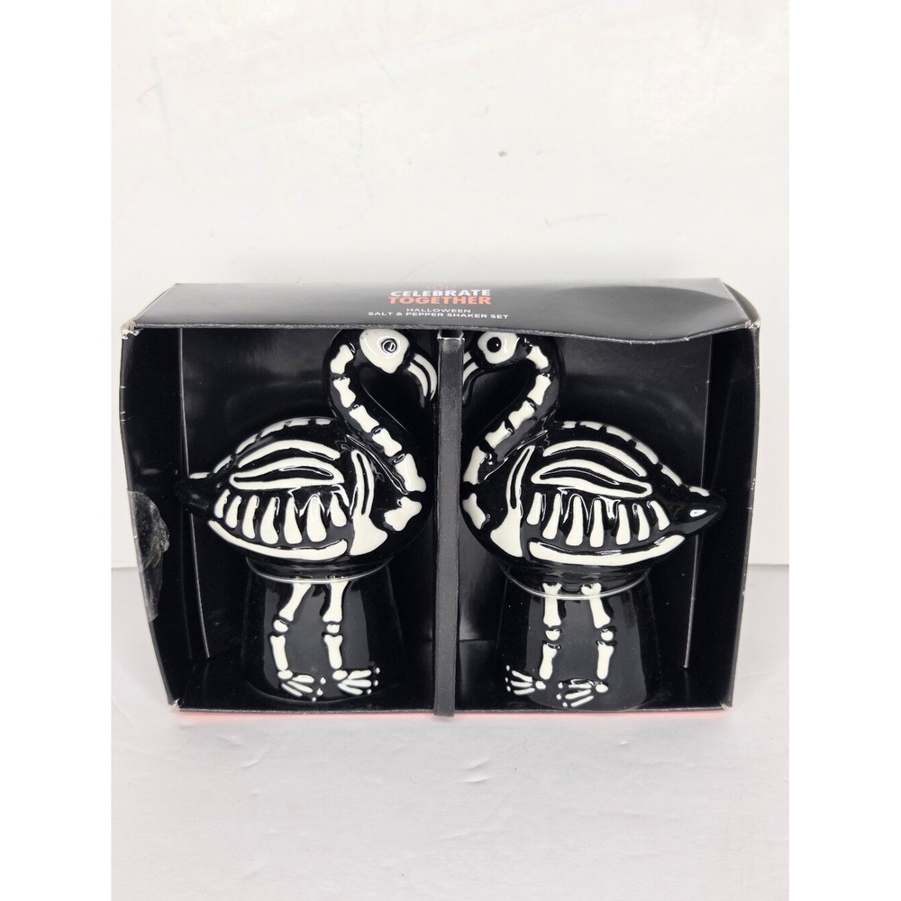 Celebrate Together Halloween Flamingo Skeleton Salt‎ & Pepper Shaker Set - Picture 2 of 4